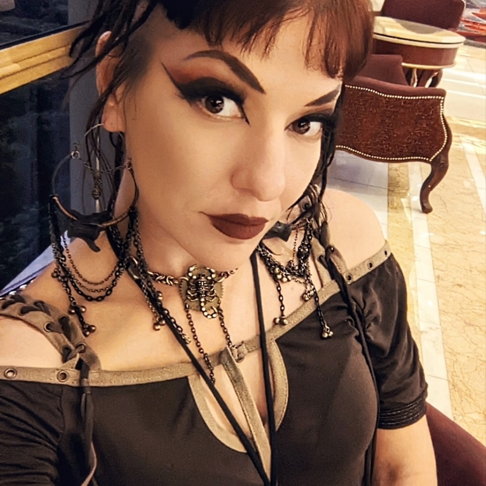 Meet your Posher, Riva - Picture 2 of 4